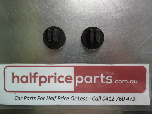 Holden VT/VX Commodore Genuine Tail Light Nut 2 Pack New Part