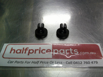 Holden VT/VX Commodore Genuine Tail Light Nut 2 Pack New Part