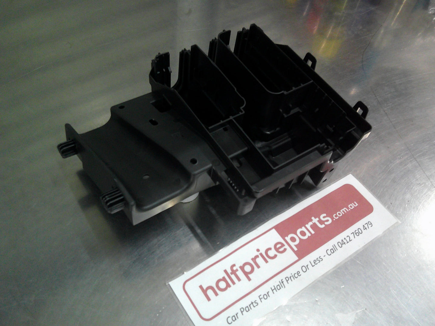 Holden JH Cruze Series II Genuine Engine Wiring Harness Fuse Block Bracket New Part