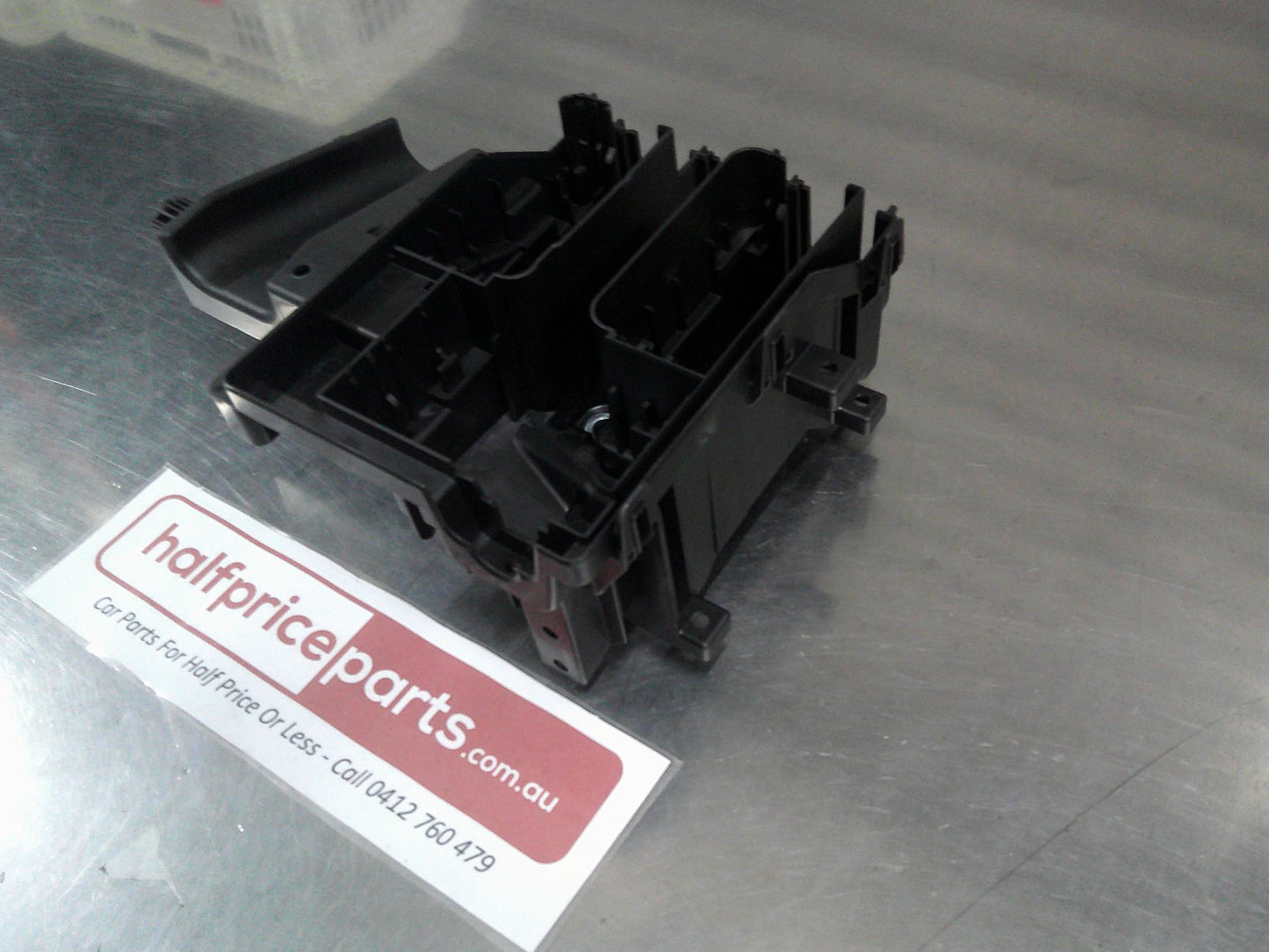 Holden JH Cruze Series II Genuine Engine Wiring Harness Fuse Block Bracket New Part