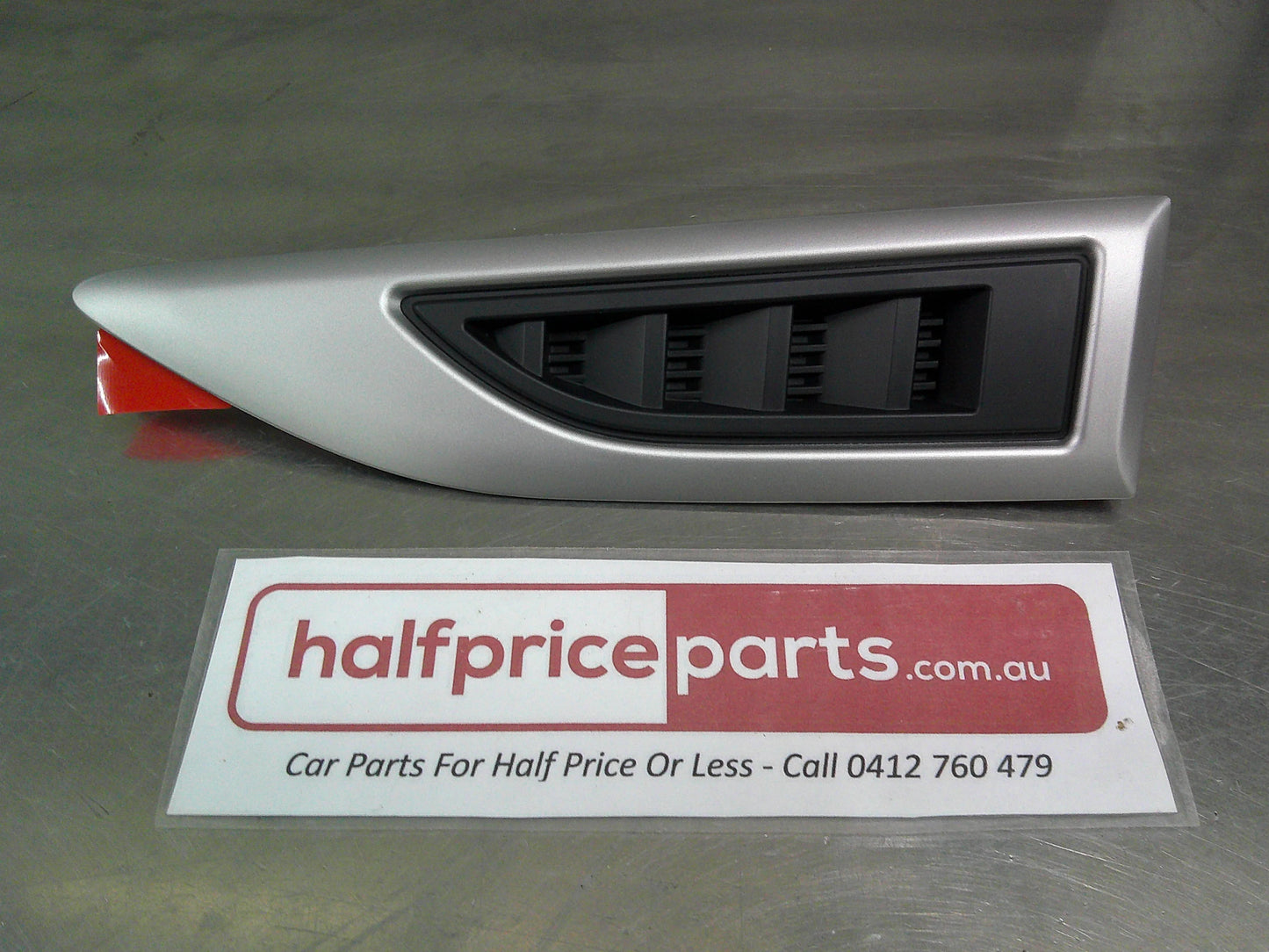 Holden CG7 Captiva Genuine Left Hand Front Guard Trim Moulding New Part
