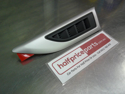 Holden CG7 Captiva Genuine Left Hand Front Guard Trim Moulding New Part