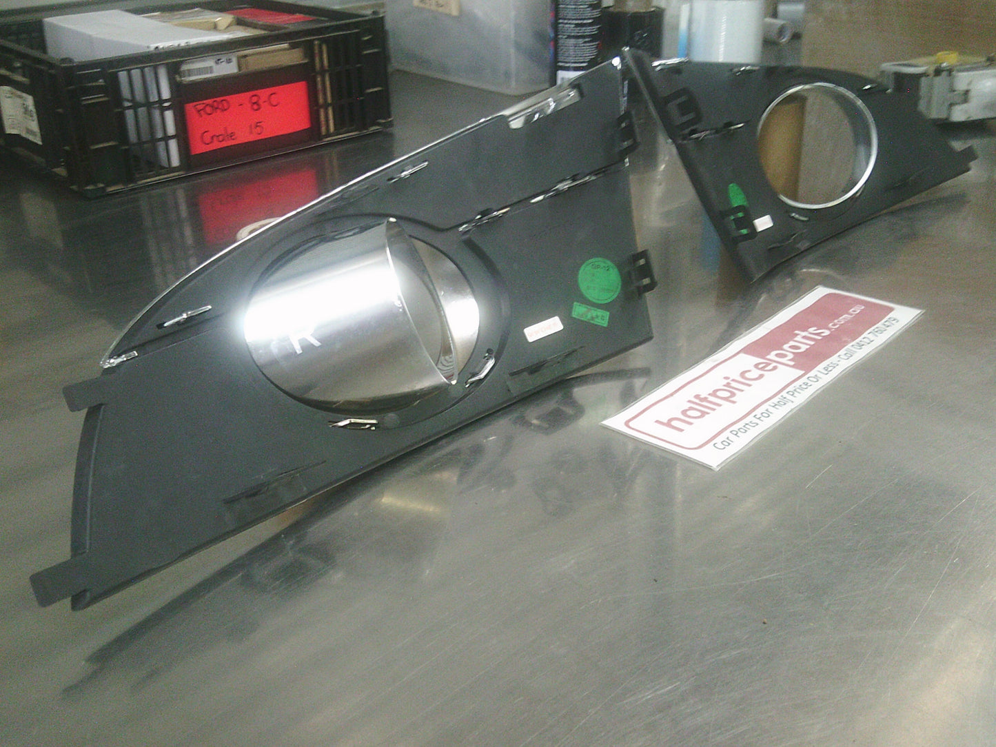 Holden CG Captiva 7 Genuine Front Fog Light Surround Pair New Part