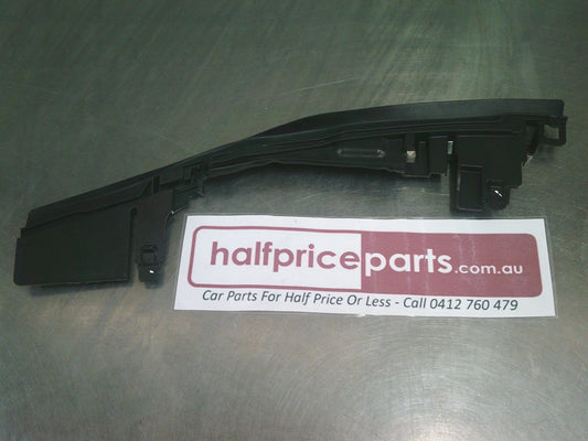 Holden JG Cruze Genuine Front Air Duct Deflector New Part