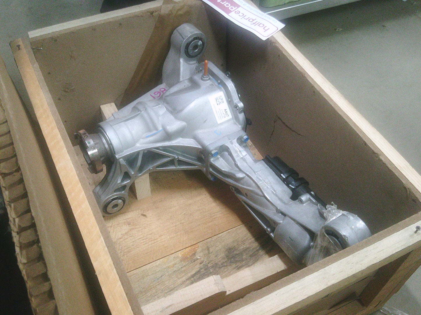 Chevrolet Silverado 1500 LTZ Genuine Front Differential Carrier New Part