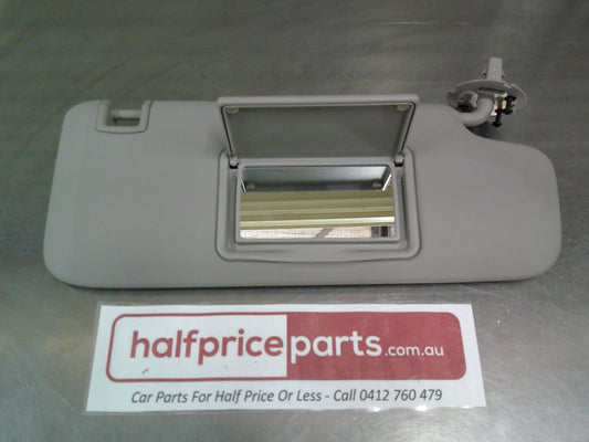 Holden JG/JH Cruze Genuine Drivers Sun Visor With Mirror New Part