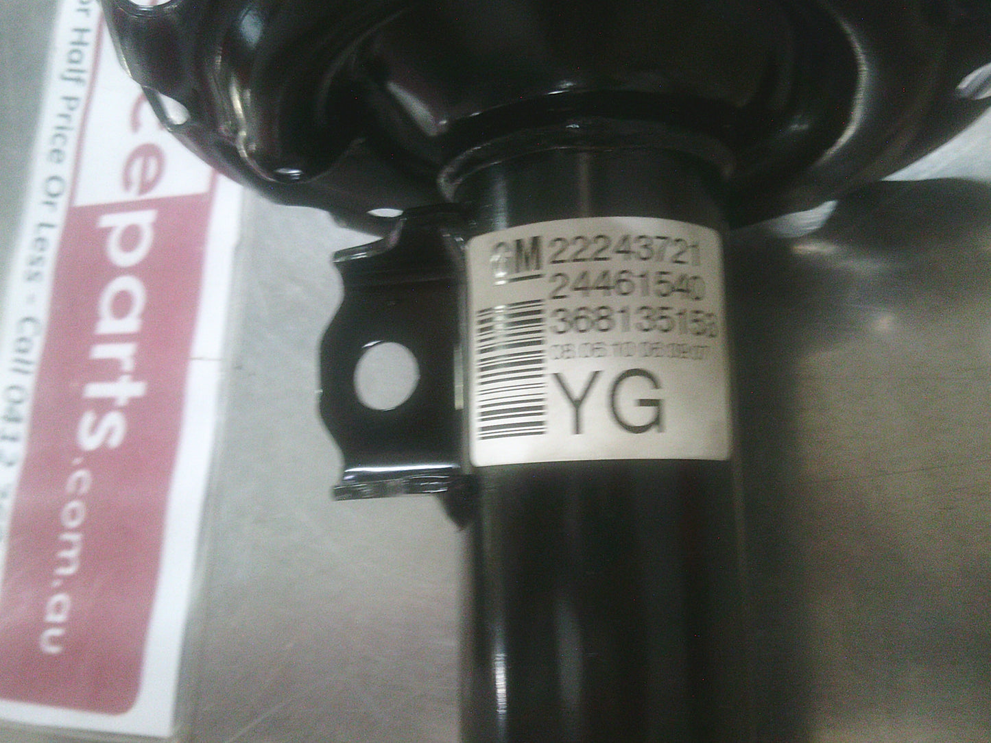 Holden XC Barina Genuine Front Right Hand Strut Assy New Part