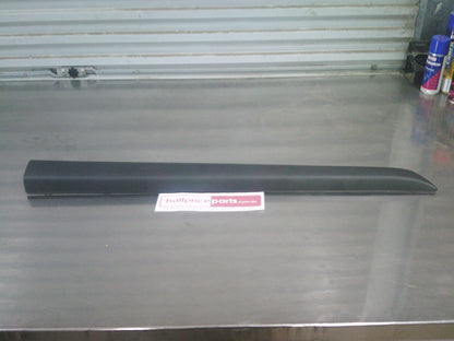 Holden RG Colorado Crew Cab Genuine Right Hand Front Door Outer Moulding New Part