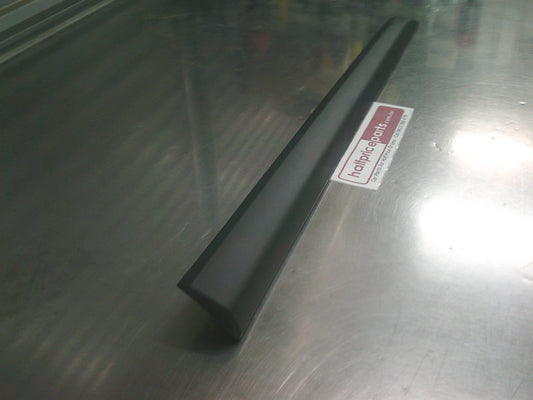 Holden RG Colorado Crew Cab Genuine Right Hand Front Door Outer Moulding New Part