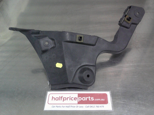 Holden VF Commodore Wagon Genuine Right Hand Rear Bumper Mounting Bracket New Part