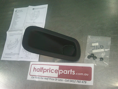 Holden RG Colorado Genuine Right Hand Roo Bar Fog Lamp Bracket Bezel Kit New Part