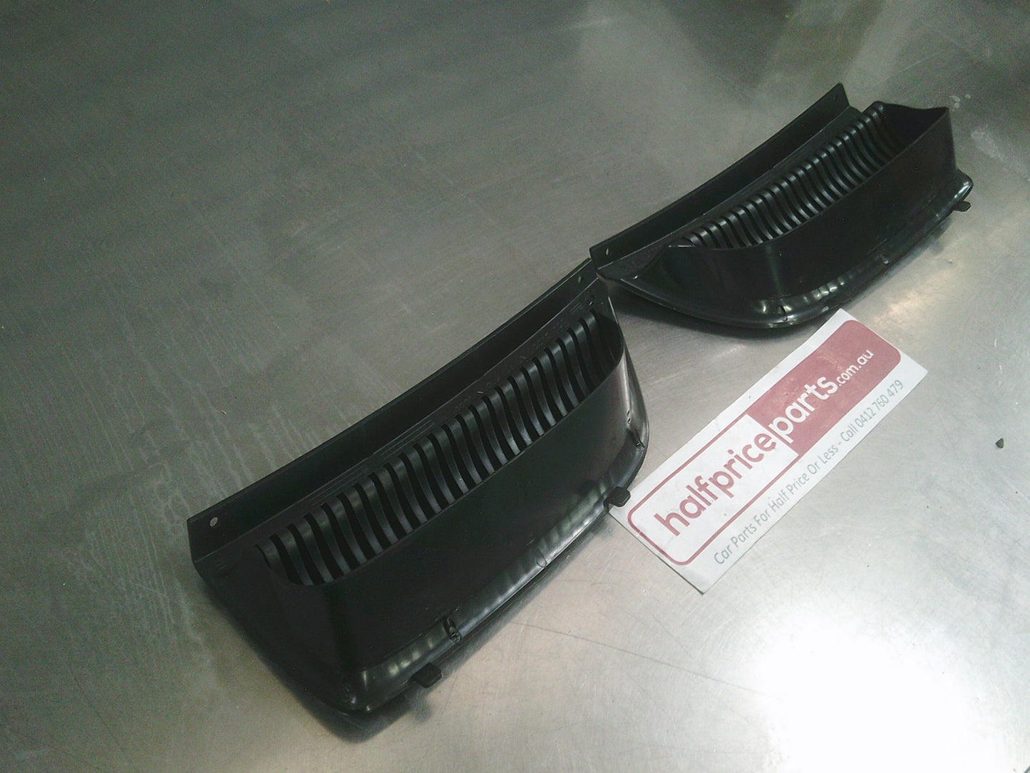 Holden VX Commodore Genuine Left And Right Grille Inserts New Part