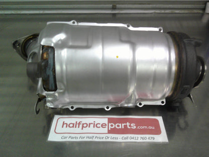 Toyota Hilux GUN125/GUN135/GUN112 Genuine Exhaust Manifold Catalitic Converter New Part