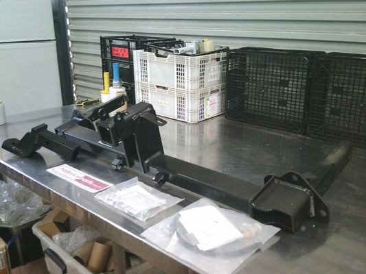 Holden Astra BK Hatch Genuine Tow Bar Kit (No Wiring Loom Or Ball) New Part