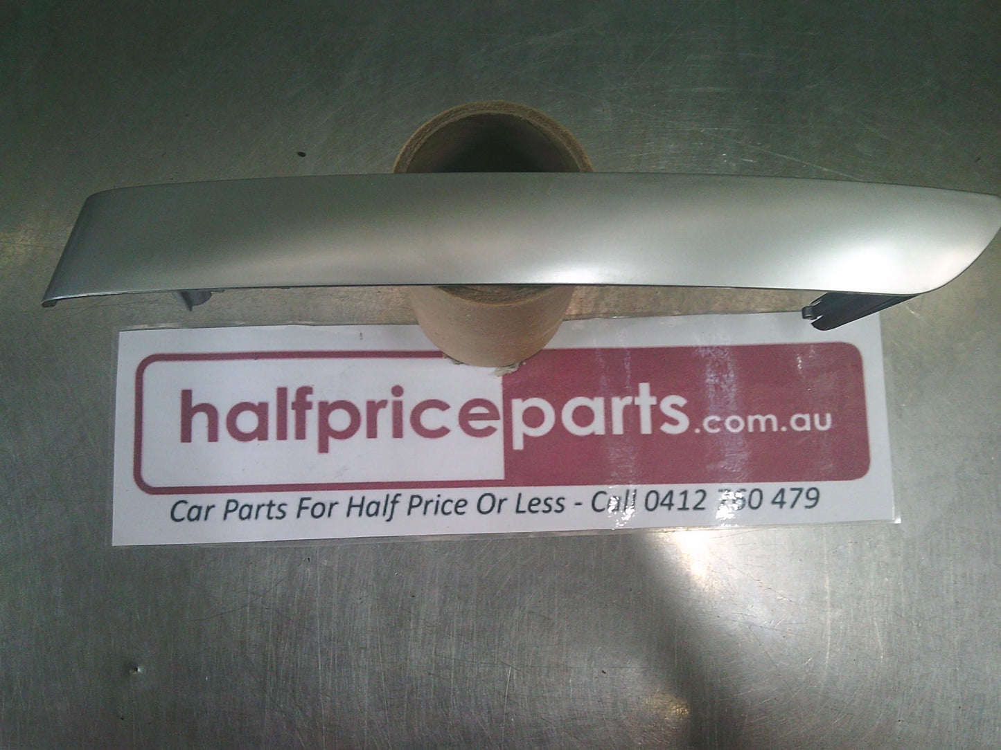 Holden CG Captiva Genuine Right Hand Front Interior Door Handle Chrome Trim New Part
