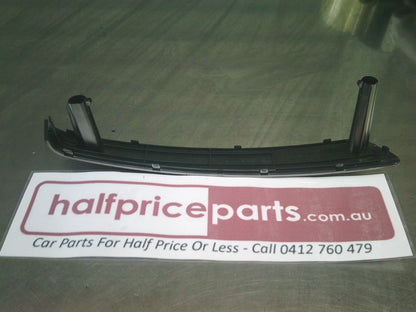 Holden CG Captiva Genuine Right Hand Front Interior Door Handle Chrome Trim New Part