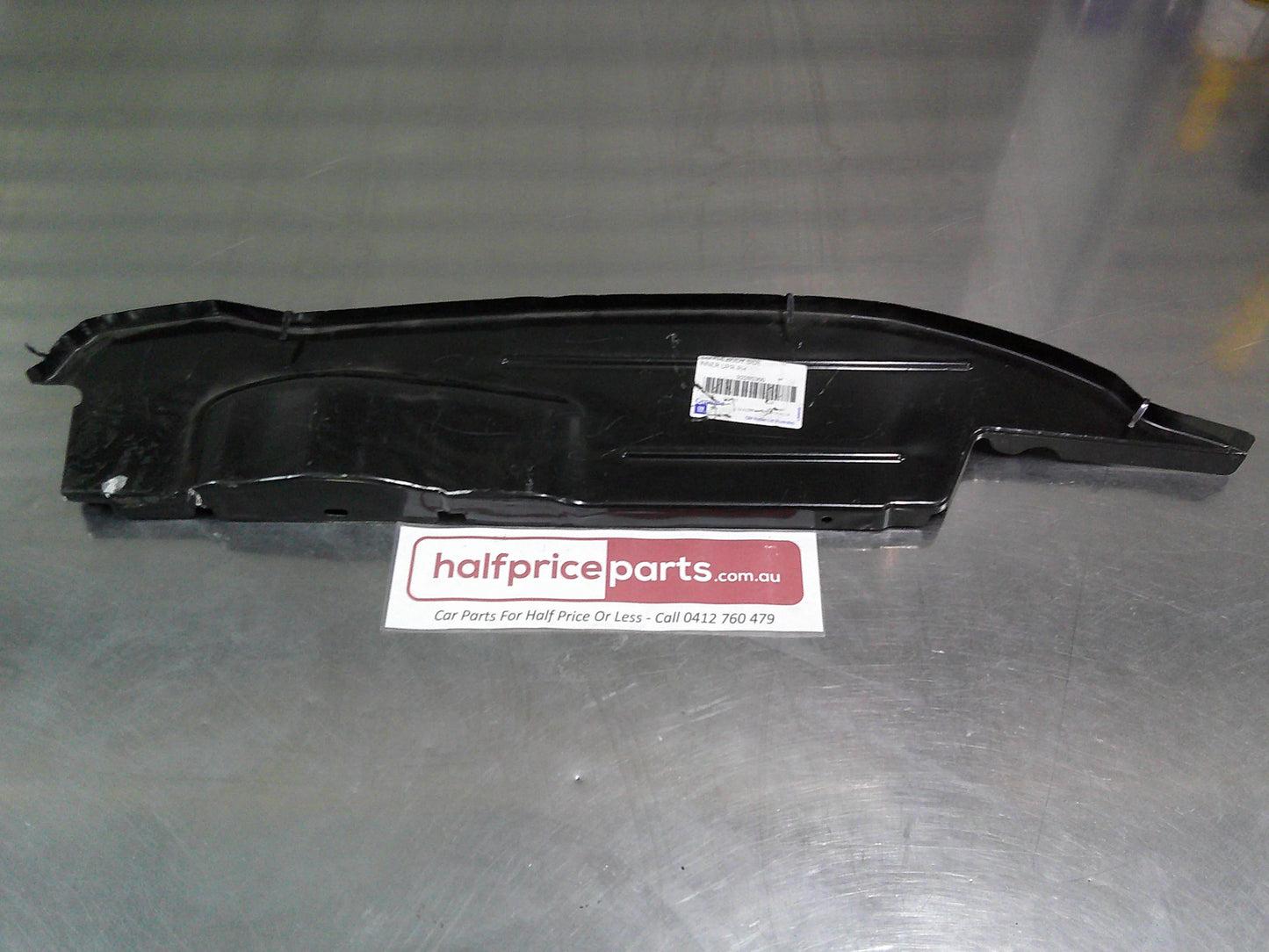 Holden Commodore Genuine Right Hand Body Baffle Side Inner Upper Panel New Part