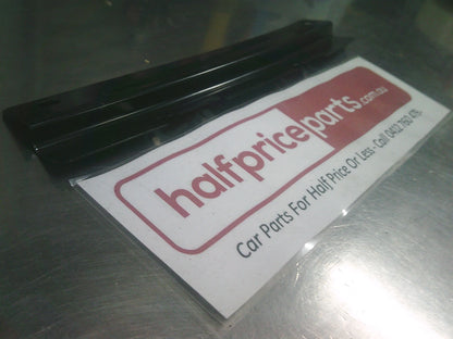 Holden TF Rodeo Genuine Front Bumper Upper Apron Plastic Bar Retainer New Part