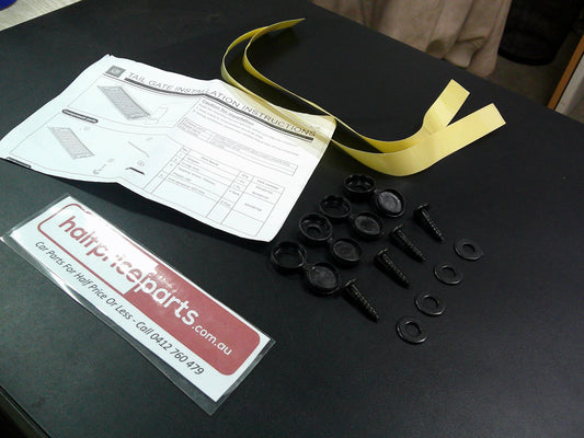 Holden RG Colorado Genuine Under Rail Bed Liner Fitting Kit New Part