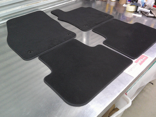 VW Tiguan MKII Genuine Front And Rear Carpet Mat Set Of 4 Black New Part