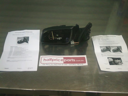 Holden VF Commodore/WN Statesman Genuine Left Hand Outer Mirror Frame Wit Down Light New Part