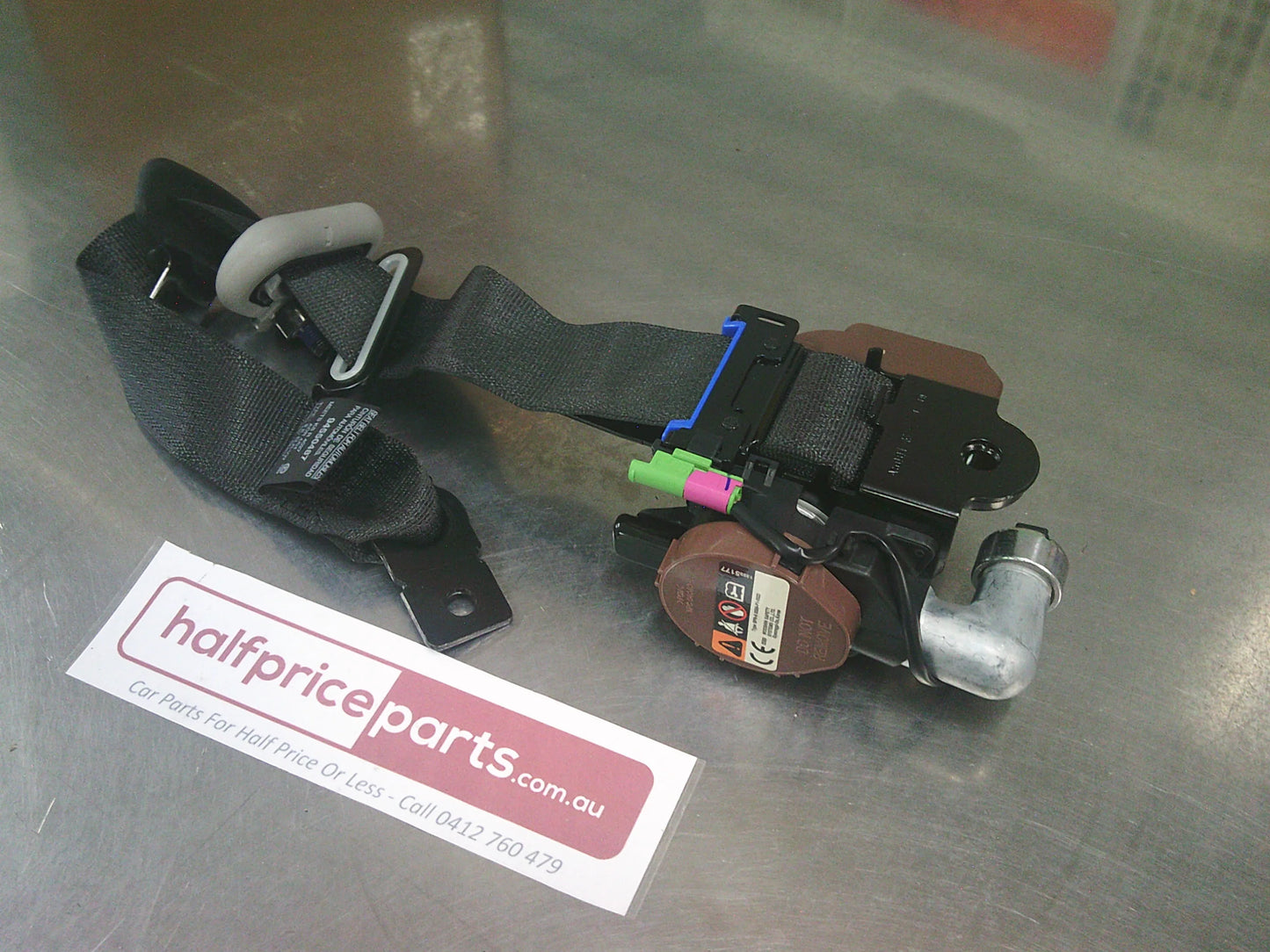 Holden CG5/CG7 Captiva Genuine Left Hand Front Seat Belt Assembly New Part