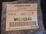 Mitsubishi Lancer Genuine Drip Moulding Clip New Part