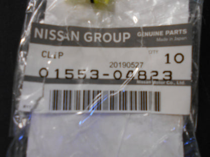 Nissan NP300 Navara Genuine Guard Clip New Part