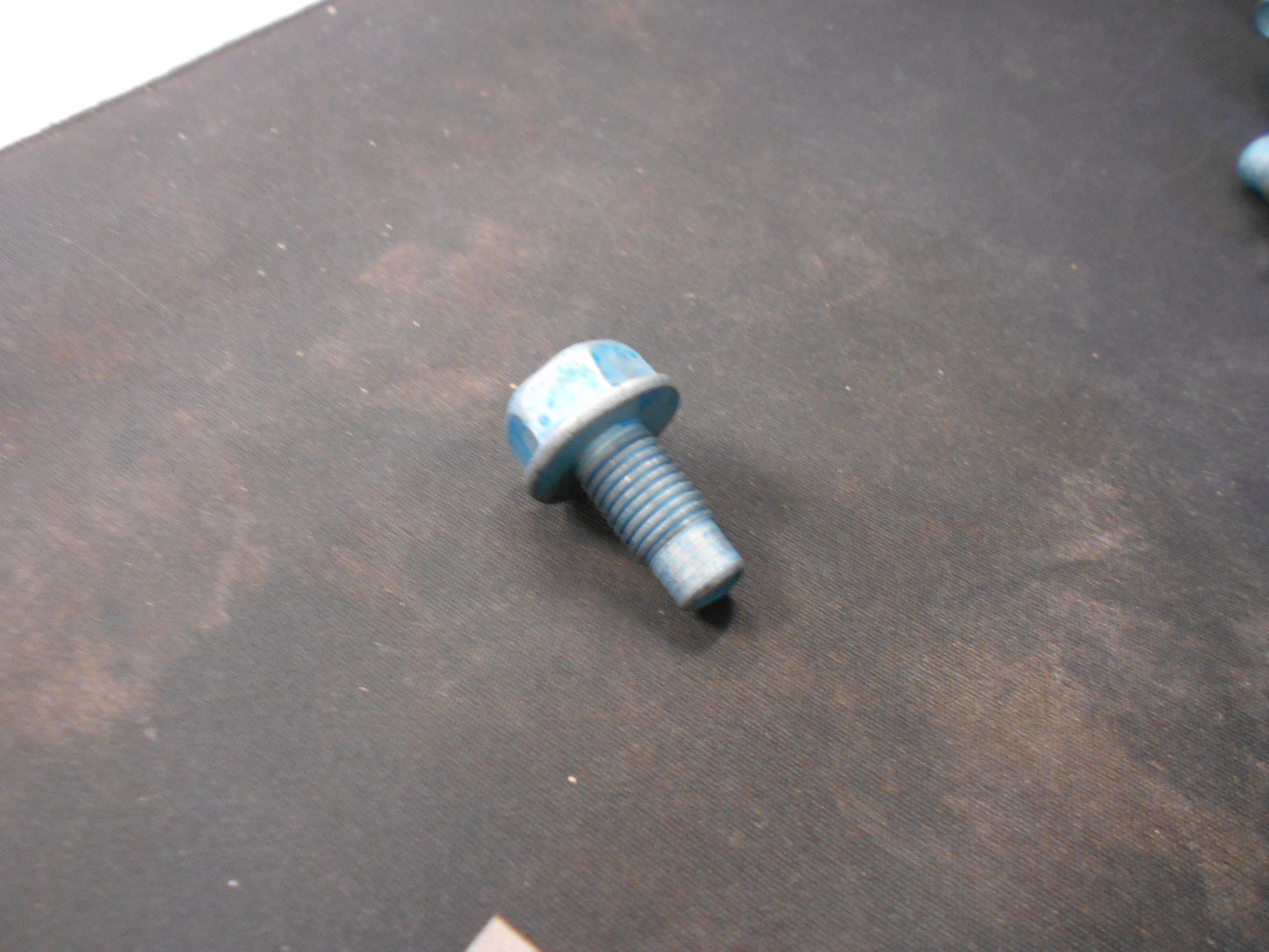 Nissan Generic Bolt New