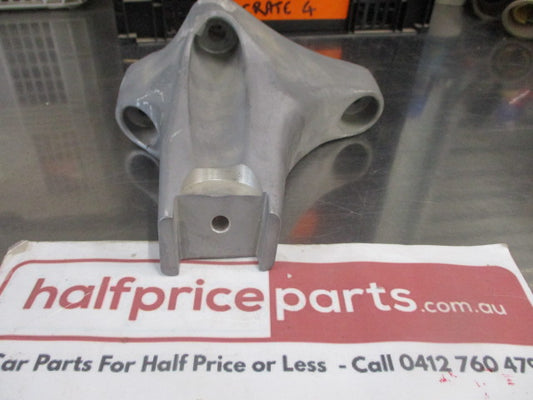 Ford PE/PG Courier Genuine Front Mounting Bracket New Part
