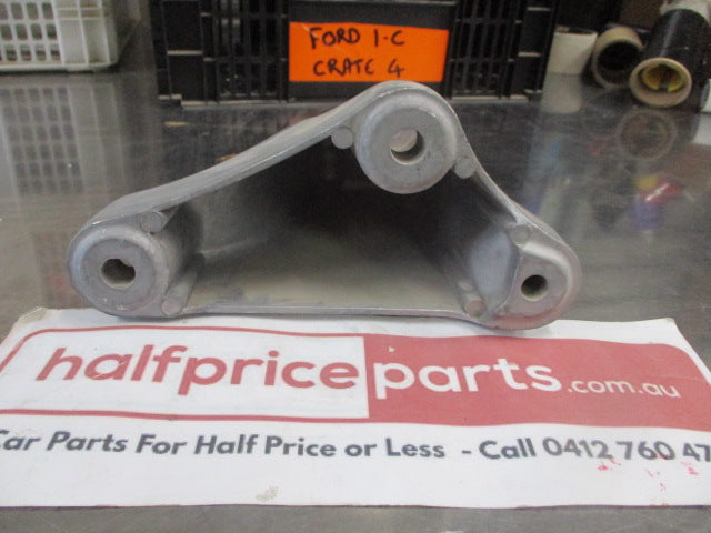 Ford PE/PG Courier Genuine Front Mounting Bracket New Part