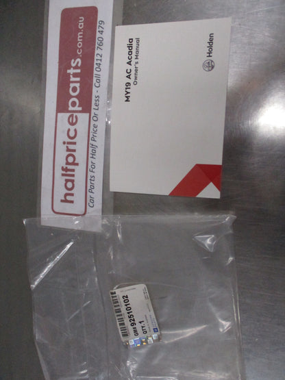 Holden Acadia Genuine Owners Manual New Part