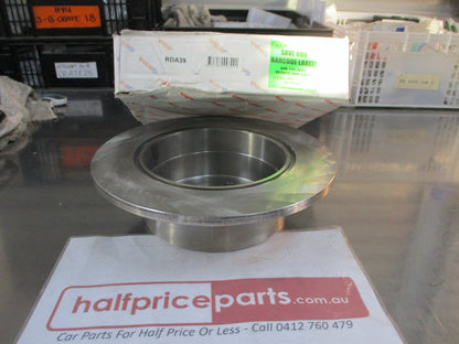 RDA Rear Disc Brake Rotor Standard Suits Holden Calibra YE 2.0Ltr/2.5Ltr V6 New Part