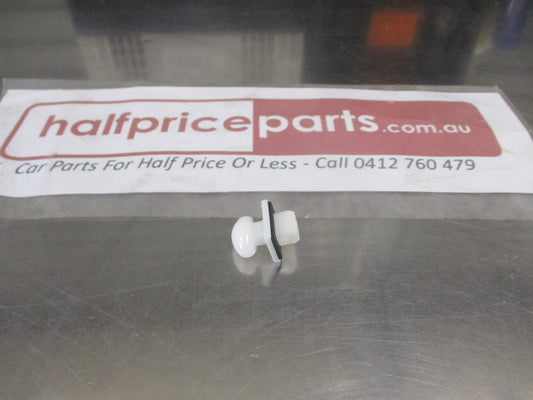 Mazda MPV Genuine Bumper Mounting Slider A-Bumper Bracket New Part