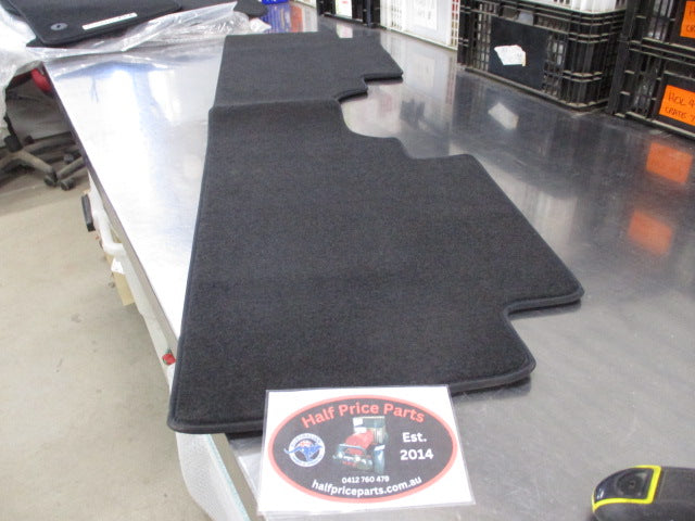 Hyundai TM Santa Fe Genuine Set of 3 Tailored Black Floor Mats New Part