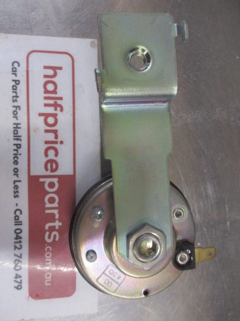 Ford LR Focus/SW Cougar/Mondeo Genuine Horn And Bracket Alarm System New Part