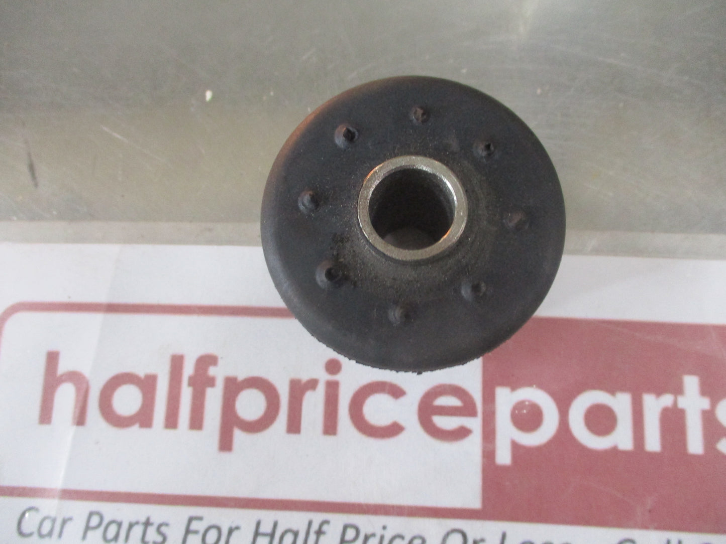 Holden Commodore VB/VC/VH Genuine Front Rod To Crossmember Control Arm Tension Bush New Part