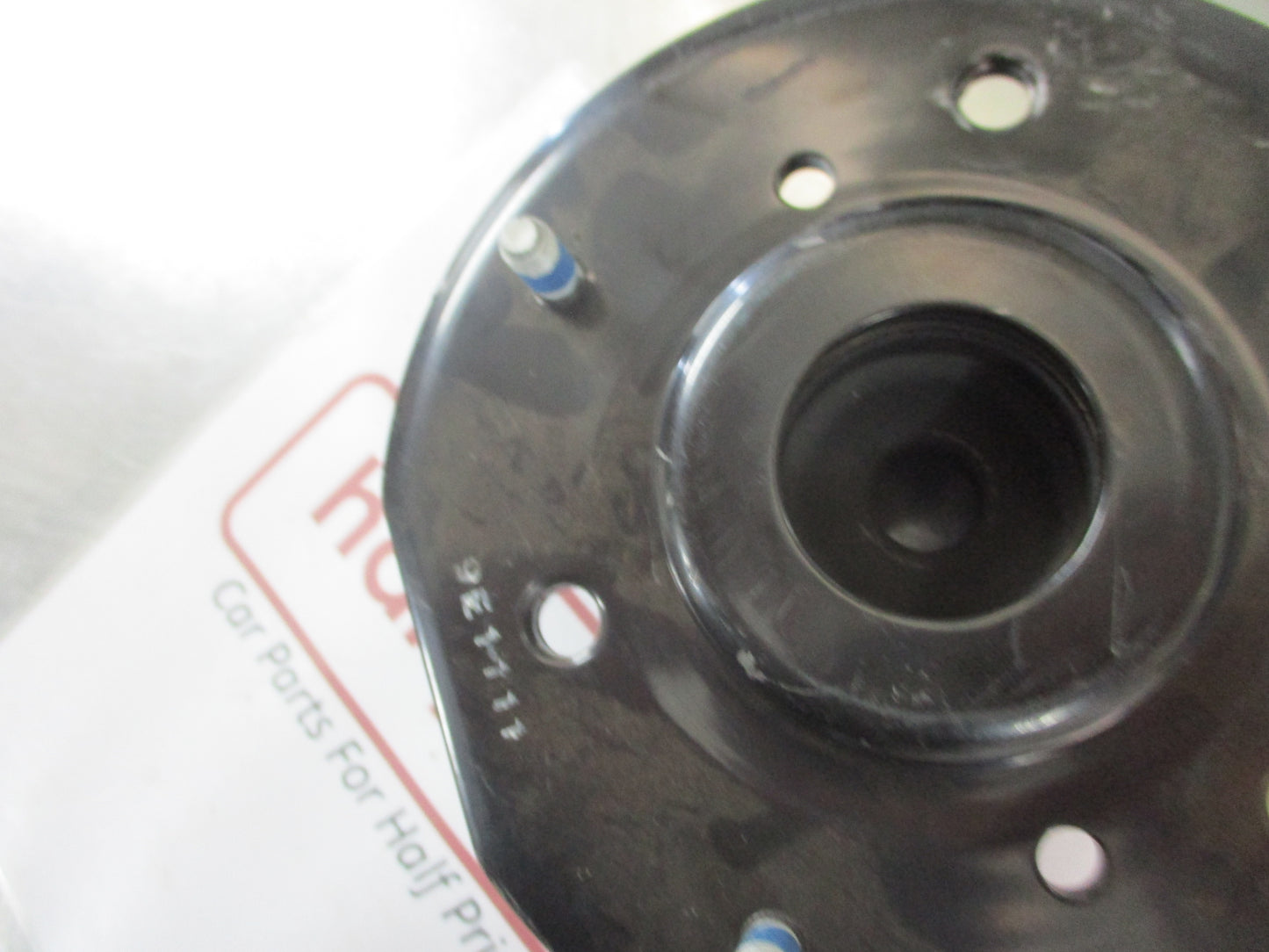 Holden Captiva Genuine Front Suspension Strut Mount New Part