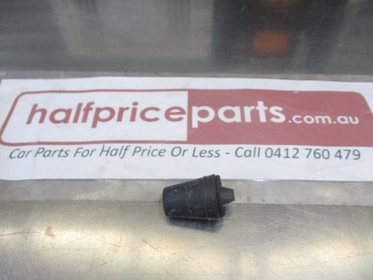 Mazda 3/2 Genuine Upper Tailgate Bump Stop New Part
