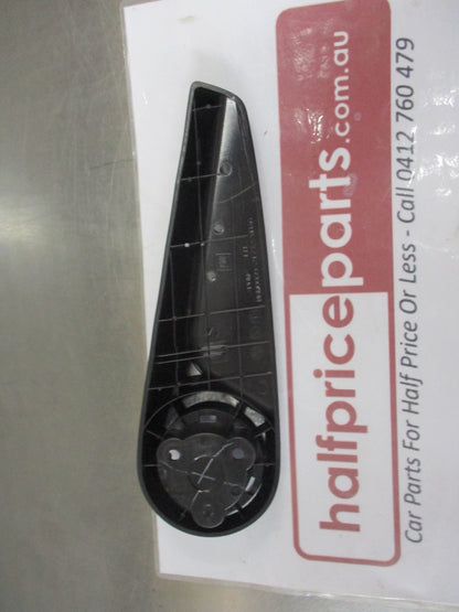 Holden Trailblazer Genuine Front Seat Adjuster Handle New Part