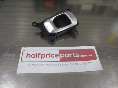 Kia Sorento Genuine Right Hand Front Inner Door Handle New Part