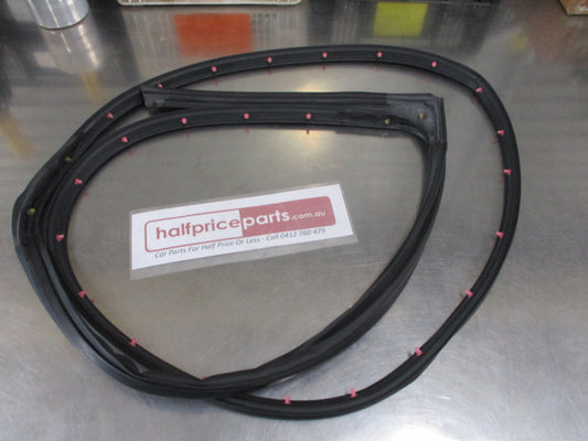 Holden Trax Genuine Passenger Rear Door Weather Strip Seal New Part