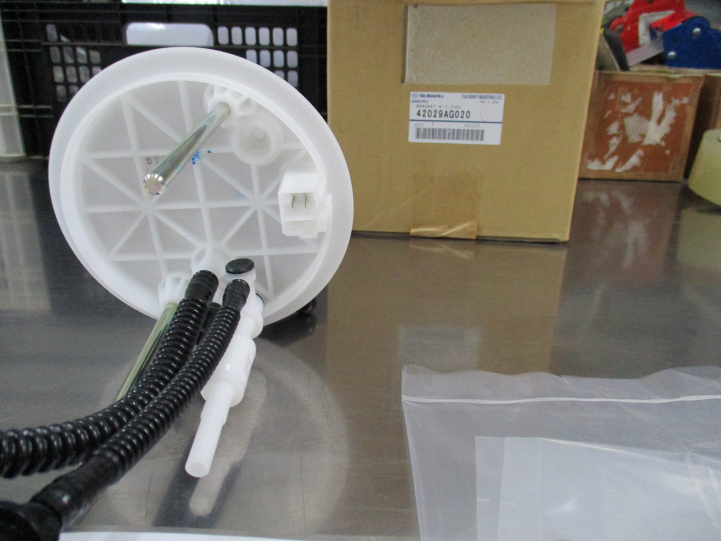 Subaru Liberty Genuine Fuel Pump Recall Kit New Part.