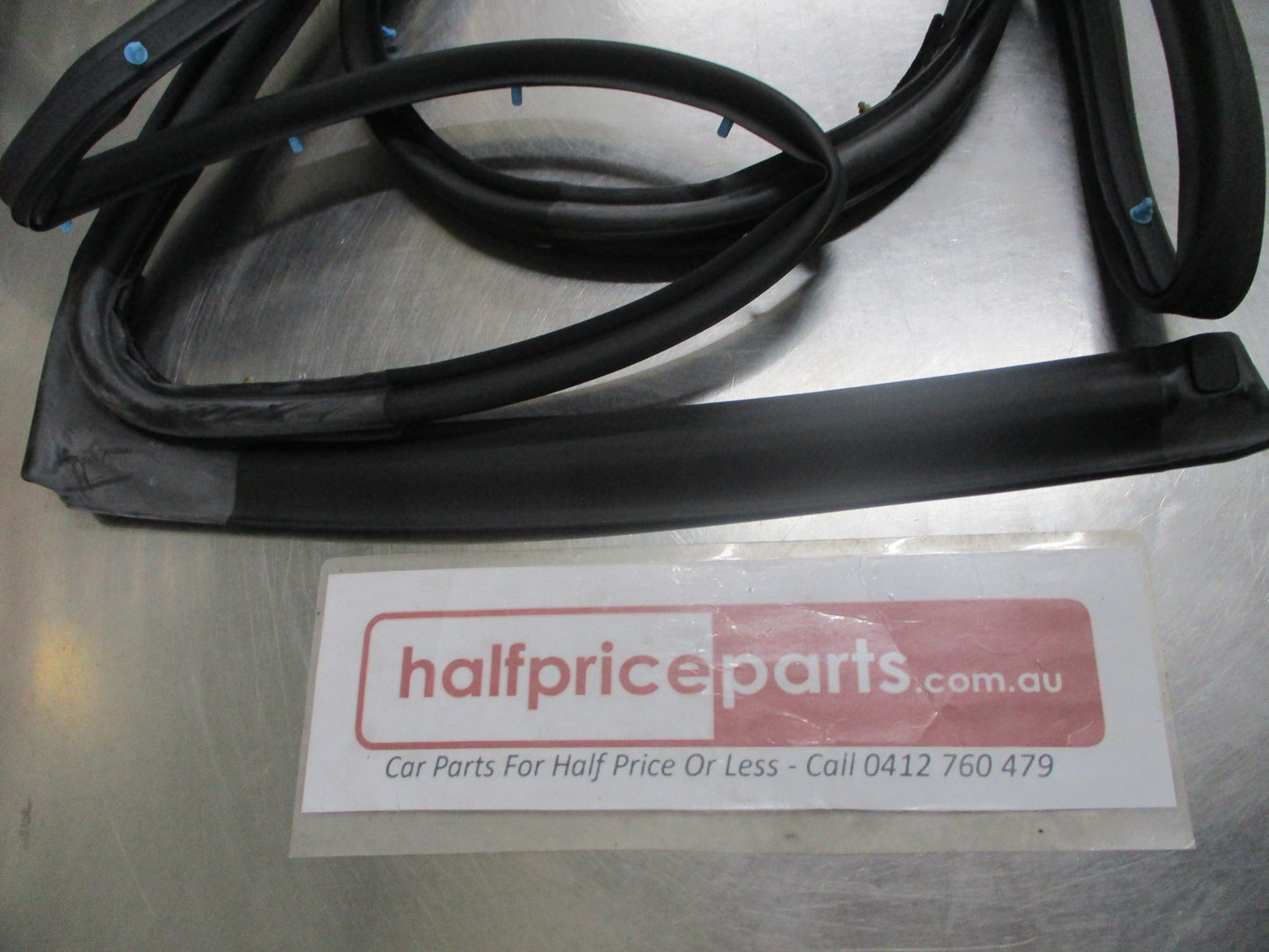 Holden Trax Genuine Drivers Rear Door Weather Strip Seal New Part