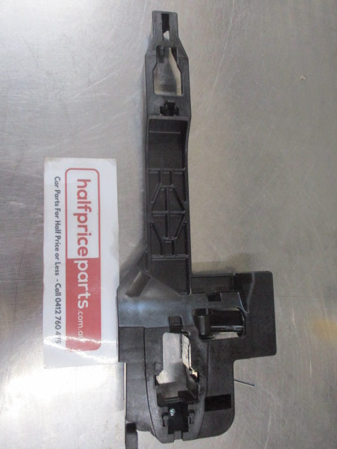 Kia Carnival Genuine Passenger Rear Door Base Handle Assembly New Part