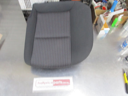 Hyundai I30 S/Wagon Genuine Passenger Rear Seat Base With Trim Complete New Part