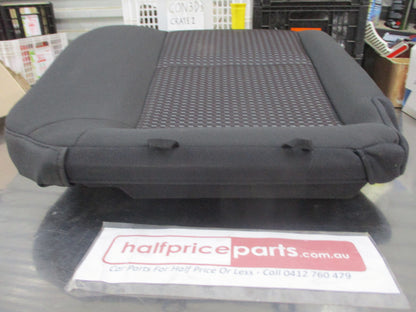 Hyundai I30 S/Wagon Genuine Passenger Rear Seat Base With Trim Complete New Part