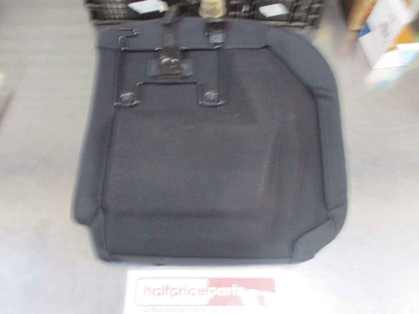 Hyundai I30 S/Wagon Genuine Passenger Rear Seat Base With Trim Complete New Part