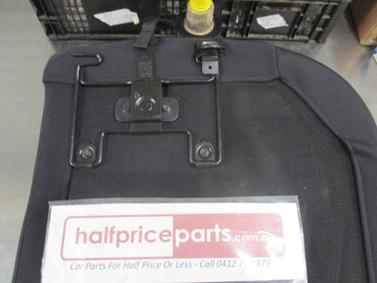 Hyundai I30 S/Wagon Genuine Passenger Rear Seat Base With Trim Complete New Part