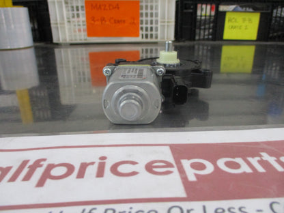Holden Trax Genuine Drivers Front Power Window Motor New Part
